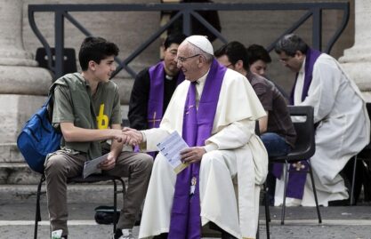 Papa sobre a confissão: receber amor divino, passando da miséria à misericórdia