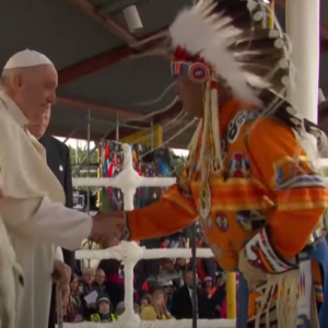 O Papa: peço perdão pelo mal cometido por tantos cristãos contra os povos indígenas